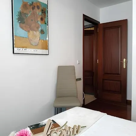 Hhc - Duplex Concheiros, 4 Bedrooms, 3 Bathroom, A 700m De La Catedral *