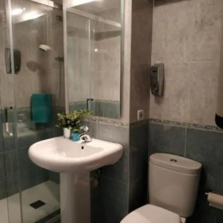 Hhc - Duplex Concheiros, 4 Bedrooms, 3 Bathroom, A 700m De La Catedral * 圣地亚哥－德孔波斯特拉