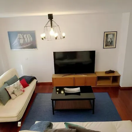 Apartamento Hhc - Centro - Agosto Utima Hora, Unicos Dias Libres , Del 17 Al 20 , Y Del 27 Al 29 , 4 Bedrooms, 3 Bathroom, A 700m De La Catedral *