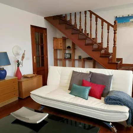 Apartment Hhc - Duplex Concheiros, 4 Bedrooms, 3 Bathroom, A 700m De La Catedral *