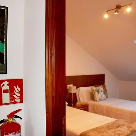 Hhc - Duplex Concheiros, 4 Bedrooms, 3 Bathroom, A 700m De La Catedral Santiago de Compostela